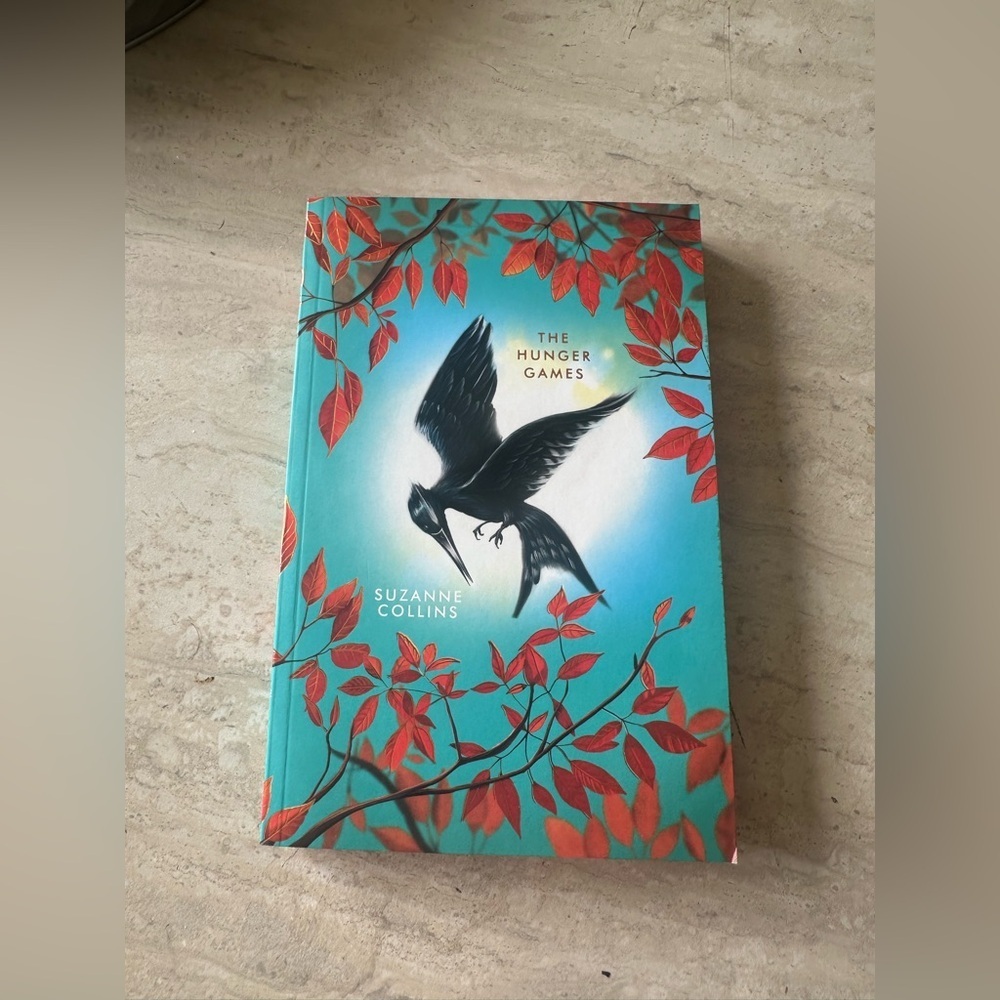 The Hunger Games special edition limited- Suzanne Collin’s-paperback book
